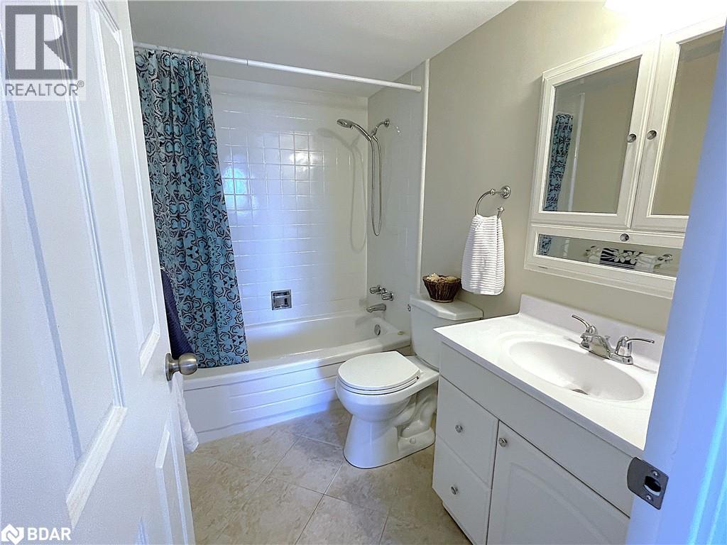 Photo 21 of 414 Blake Street Unit 702, Barrie ON