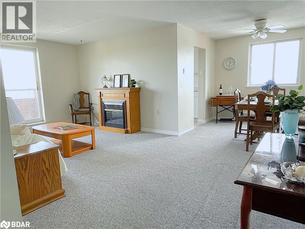 Photo 5 of 414 Blake Street Unit 702, Barrie ON