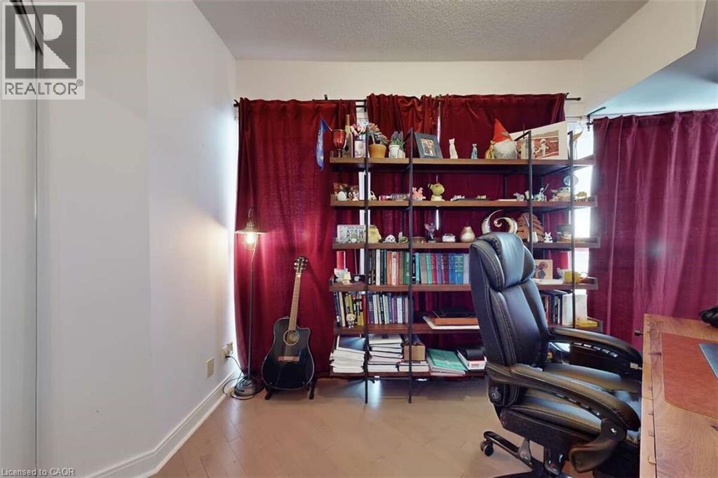 Photo 36 of 50 Absolute Avenue Unit 3801, Mississauga ON