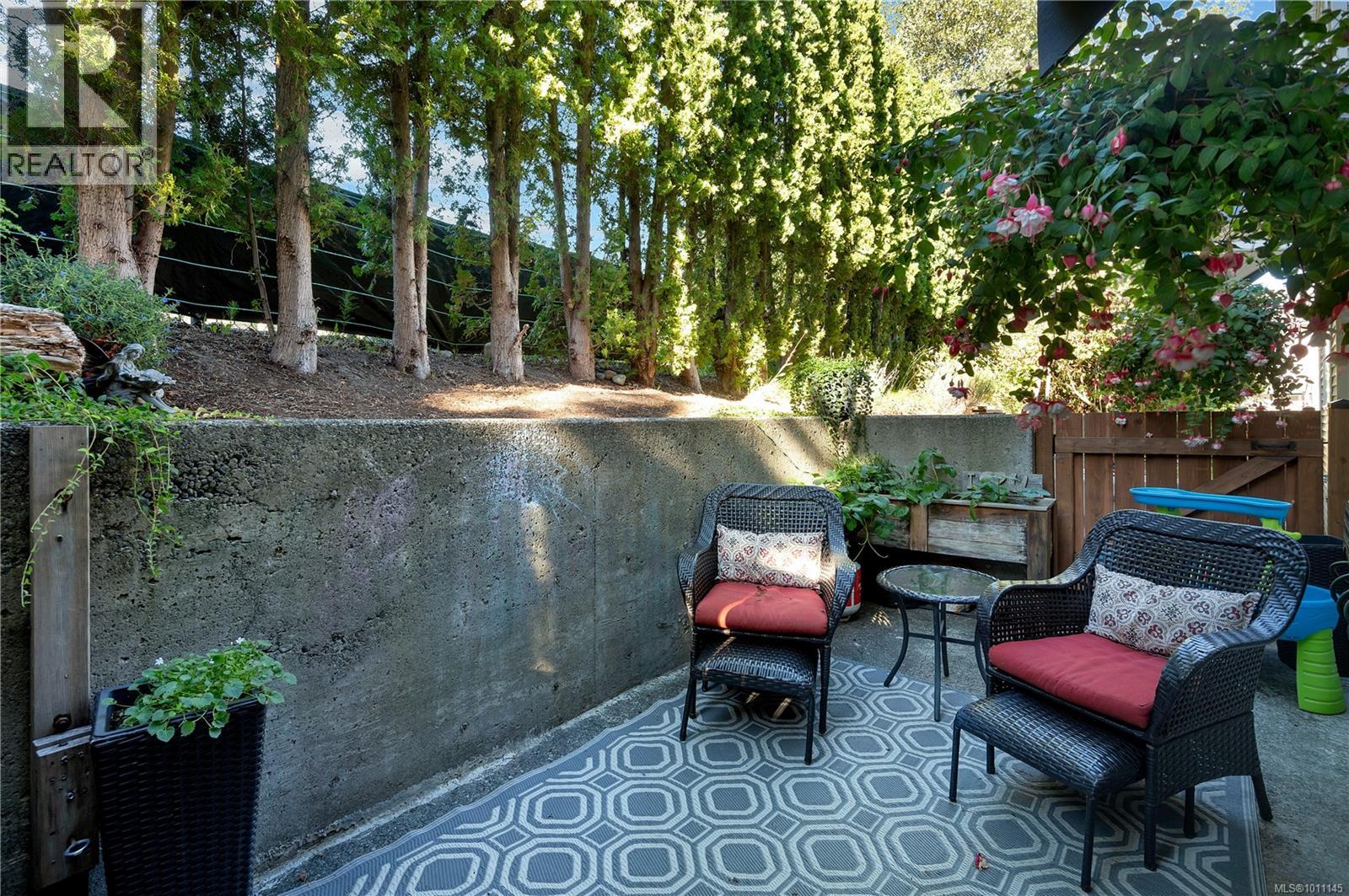 10 1315 Creekside Way, Campbell River