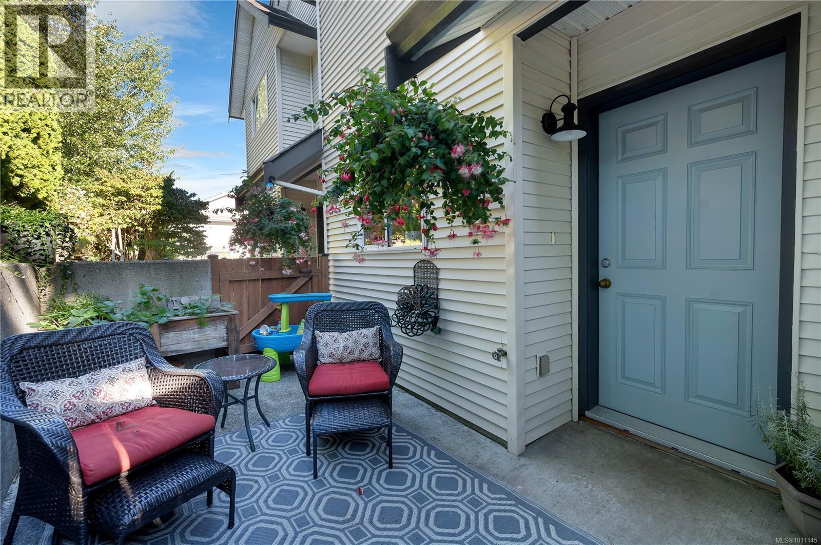 10 1315 Creekside Way, Campbell River