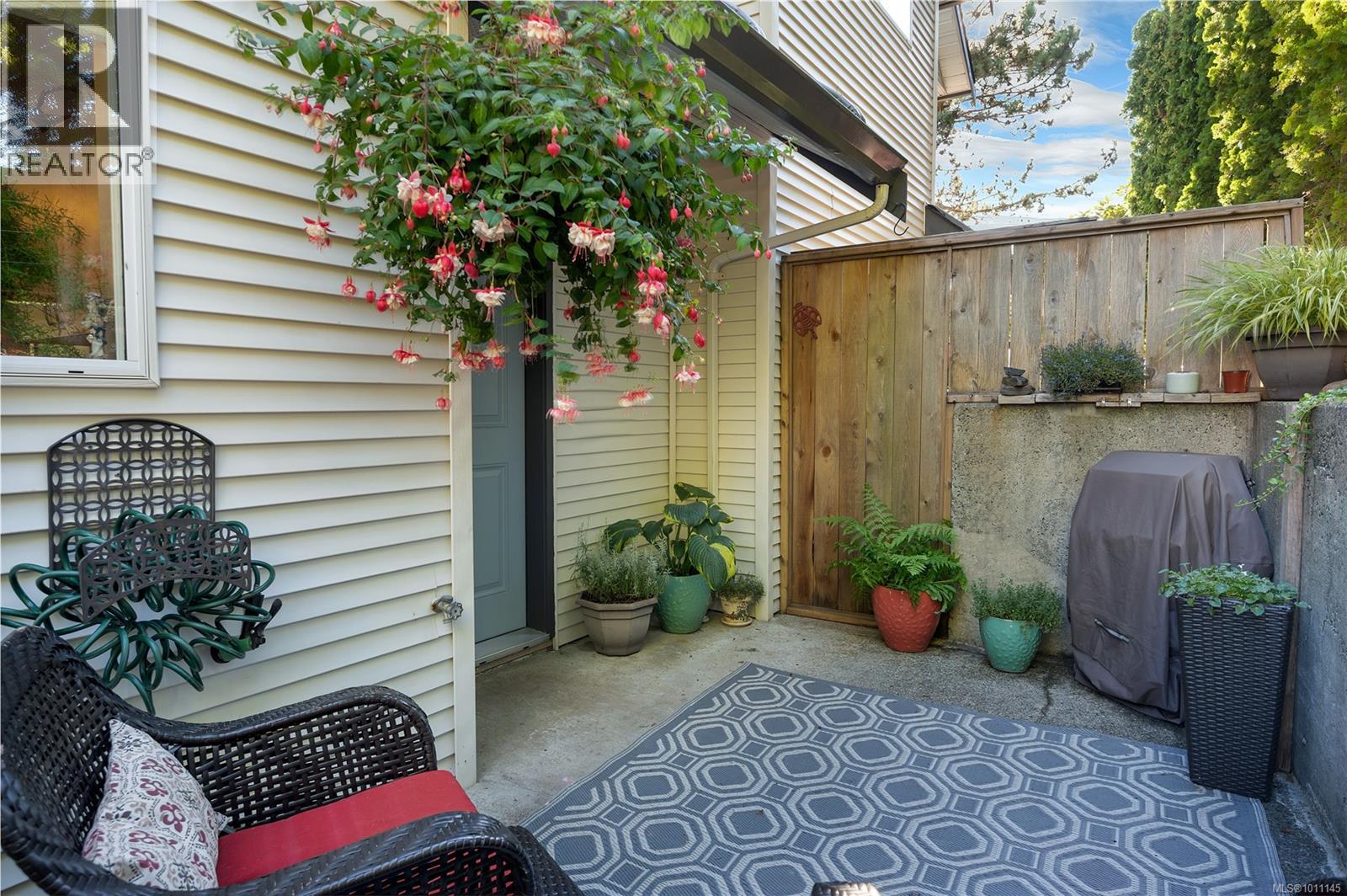 10 1315 Creekside Way, Campbell River