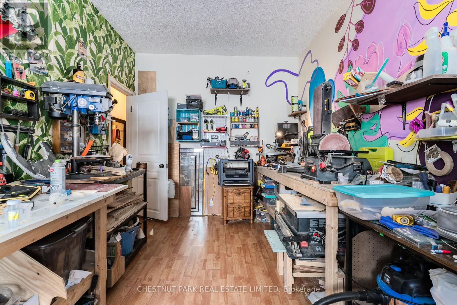 Photo 4 of 200 Ossington Avenue, Toronto ON