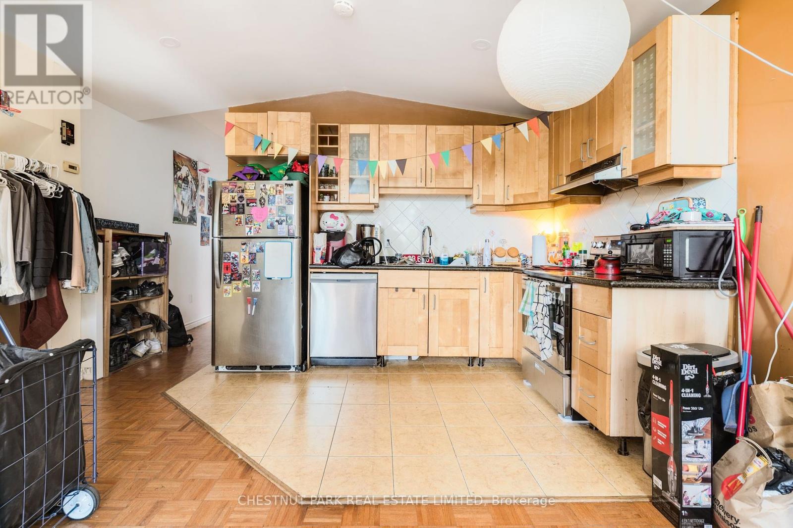 Photo 38 of 200 Ossington Avenue, Toronto ON