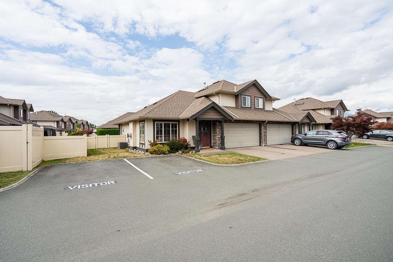 Photo 1 of 39 6450 Blackwood Lane Sardis South, Chilliwack BC