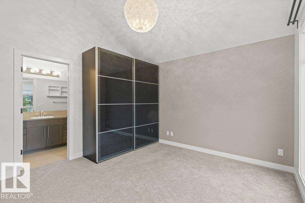 Photo 38 of 7214 Cardinal Wy Sw, Edmonton AB