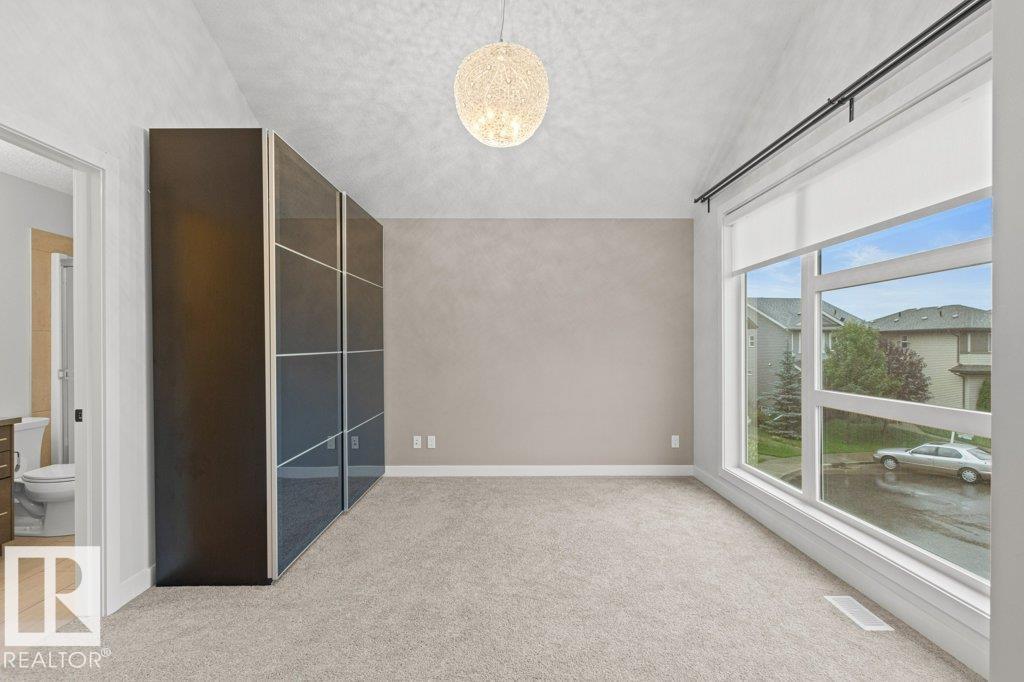 Photo 35 of 7214 Cardinal Wy Sw, Edmonton AB