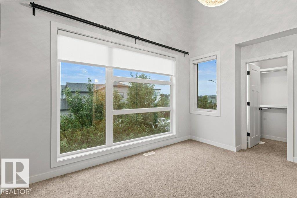 Photo 36 of 7214 Cardinal Wy Sw, Edmonton AB