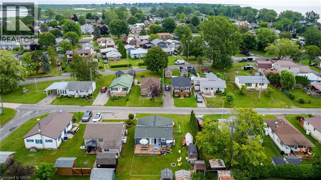 Photo 37 of 20 4th Avenue, Long Point ON