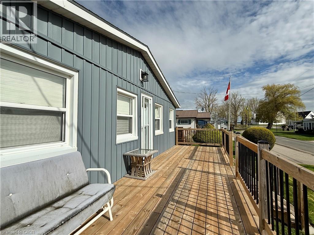Photo 28 of 20 4th Avenue, Long Point ON