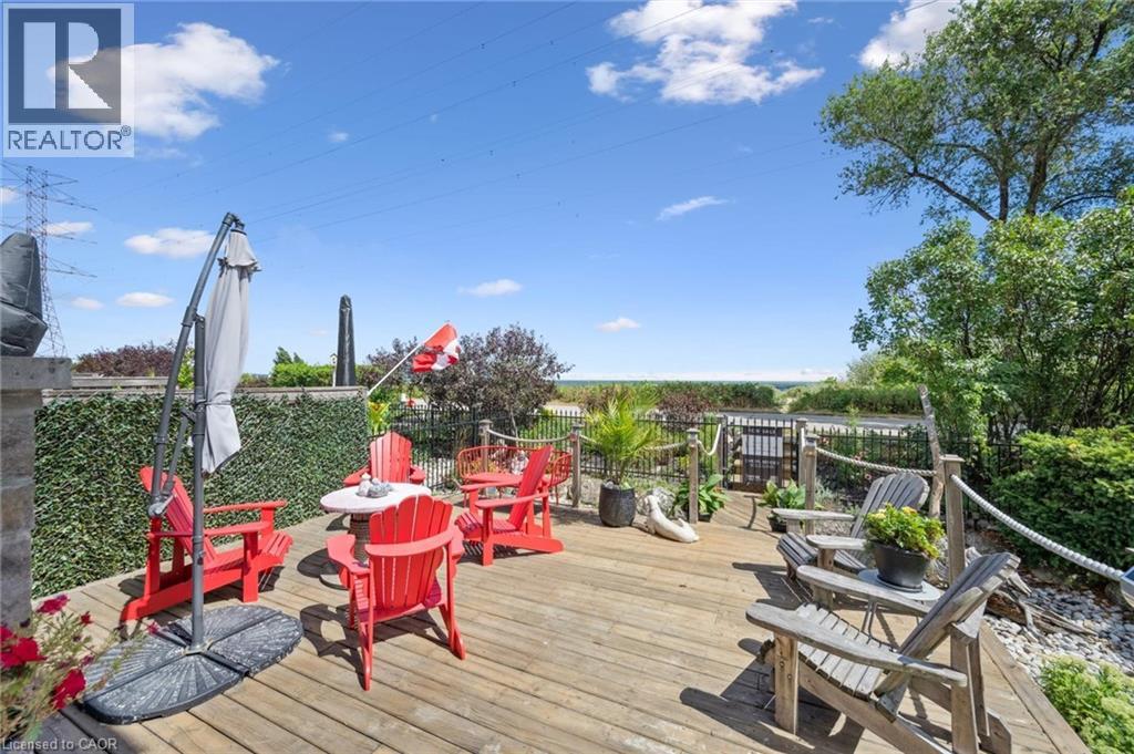 Photo 42 of 1081 Beach Boulevard, Hamilton ON