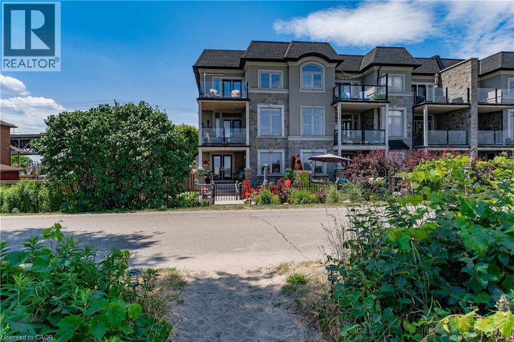 Photo 49 of 1081 Beach Boulevard, Hamilton ON