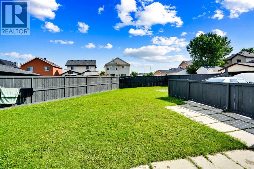 Single Family House 4 Level for Sale in  Saddlemead Road NE Saddle Ridge Calgary 