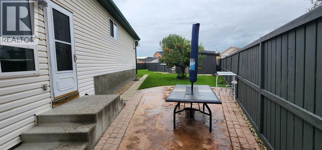 Single Family House 4 Level for Sale in  Saddlemead Road NE Saddle Ridge Calgary 