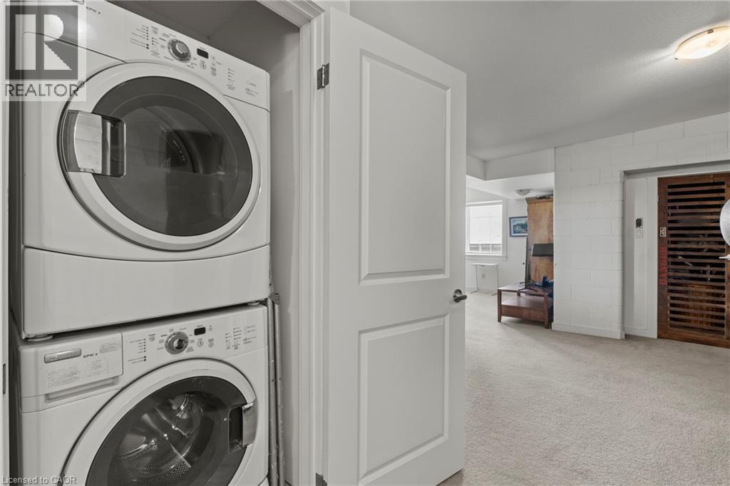 Photo 5 of 49 Ontario Street Unit 1, Grimsby ON