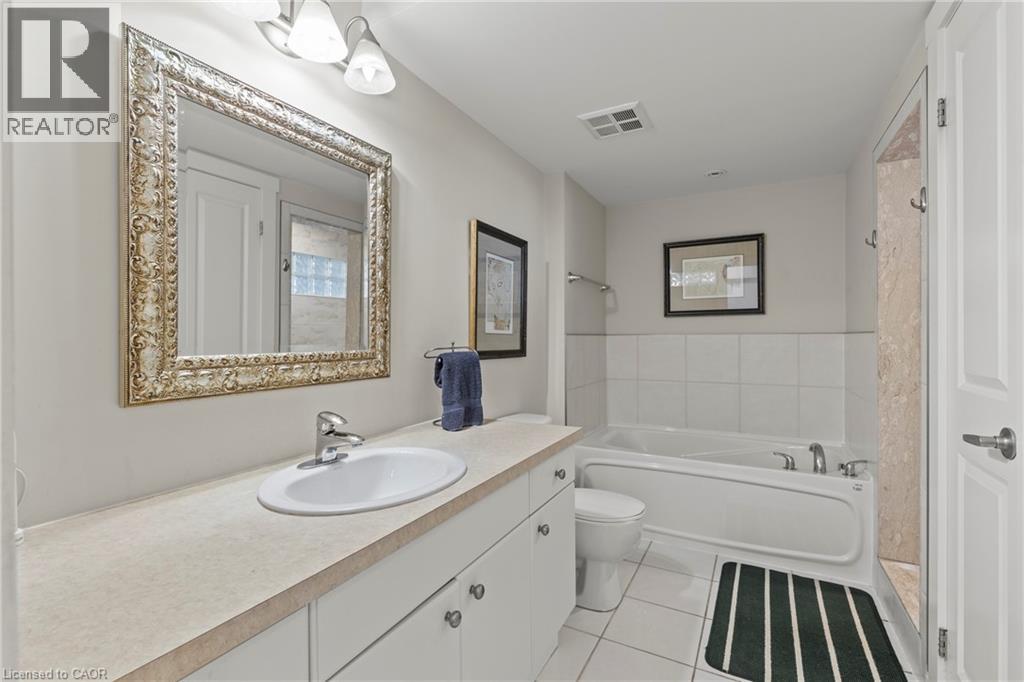 Photo 26 of 49 Ontario Street Unit 1, Grimsby ON