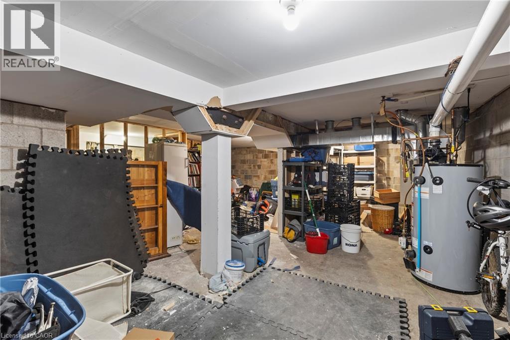 Photo 24 of 49 Ontario Street Unit 1, Grimsby ON