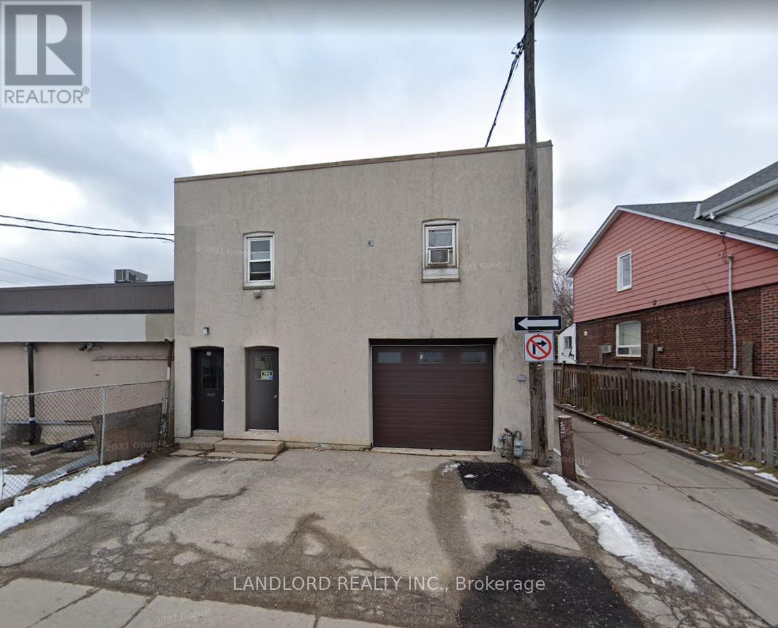 Photo 8 of 201 2 A Thyra Avenue, Toronto ON