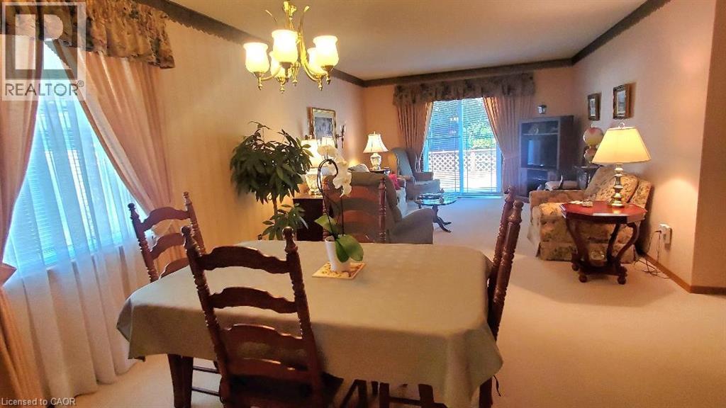 Photo 6 of 18 Magwood Court, Stratford ON