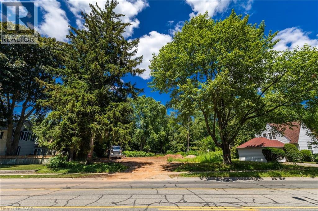 Photo 4 of 2379 Lakeshore Road, Burlington ON