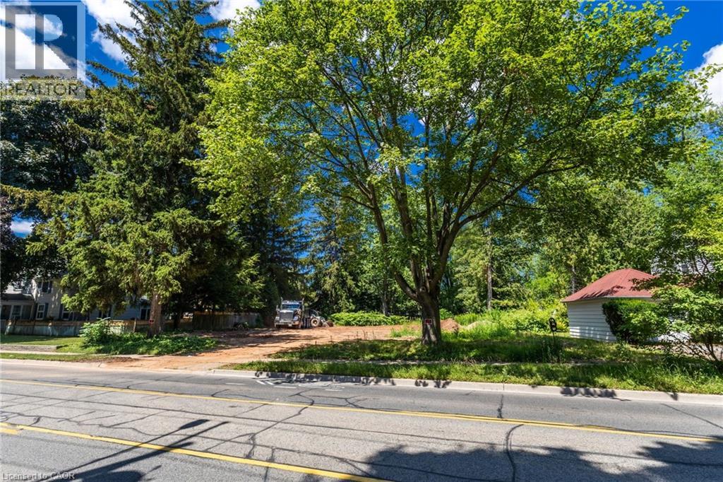 Photo 9 of 2379 Lakeshore Road, Burlington ON