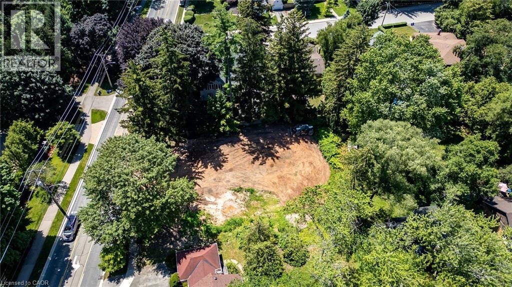 Photo 4 of 2381 Lakeshore Road, Burlington ON