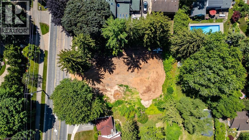 Photo 7 of 2381 Lakeshore Road, Burlington ON
