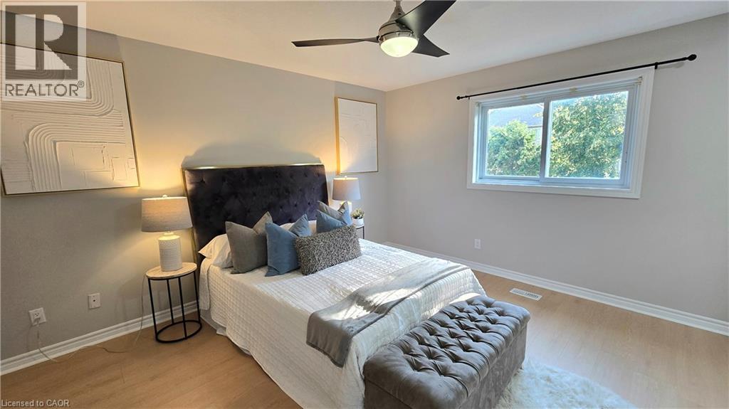 Photo 27 of 42 Bridleridge Street, Kitchener ON