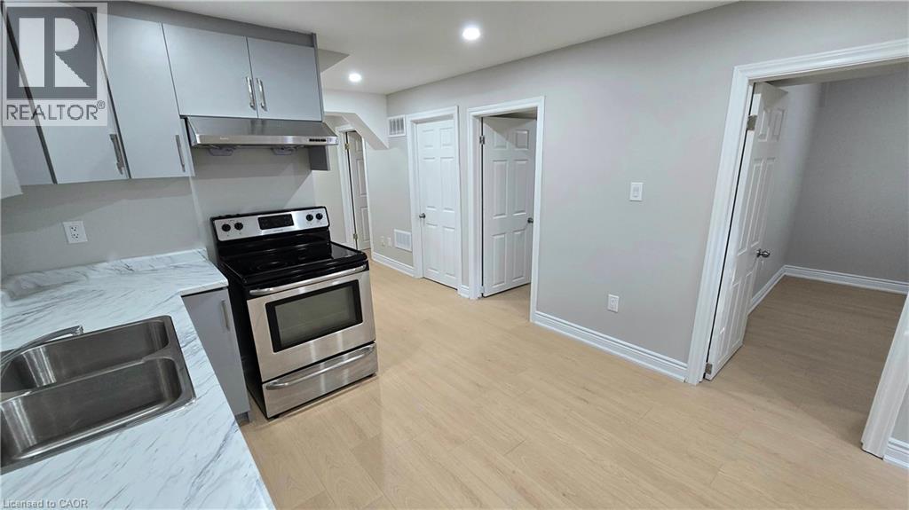 Photo 35 of 42 Bridleridge Street, Kitchener ON
