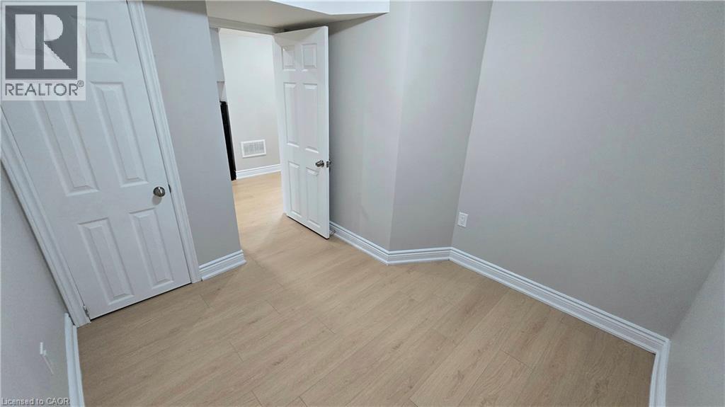 Photo 40 of 42 Bridleridge Street, Kitchener ON