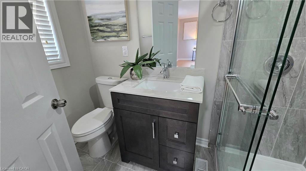 Photo 32 of 42 Bridleridge Street, Kitchener ON