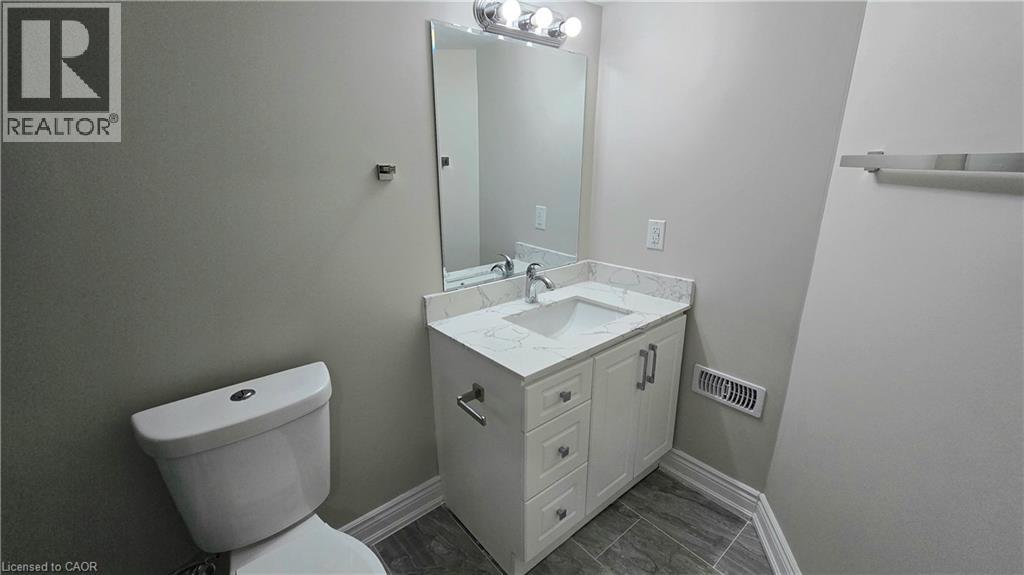 Photo 36 of 42 Bridleridge Street, Kitchener ON