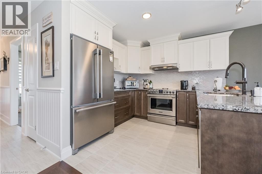 Photo 20 of 130 Bridge Crescent, Palmerston ON