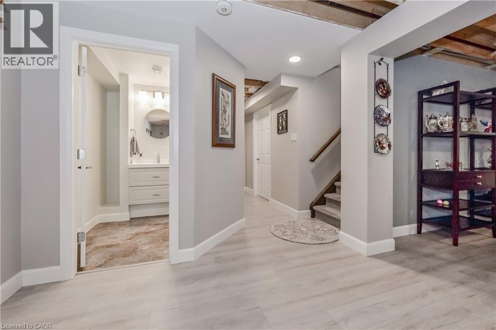 Photo 7 of 130 Bridge Crescent, Palmerston ON