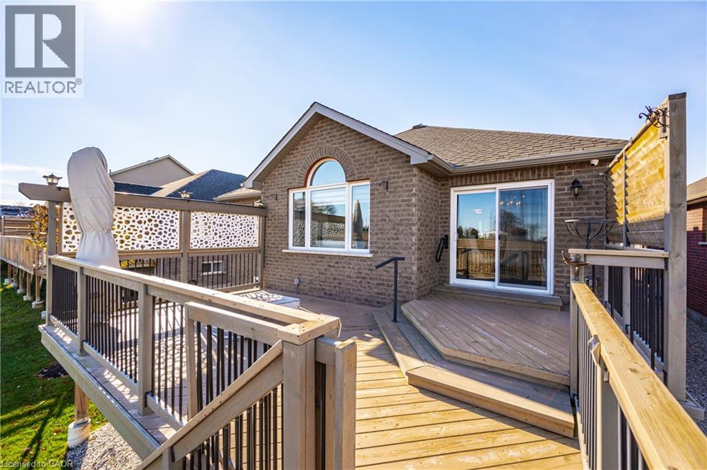 Photo 19 of 130 Bridge Crescent, Palmerston ON