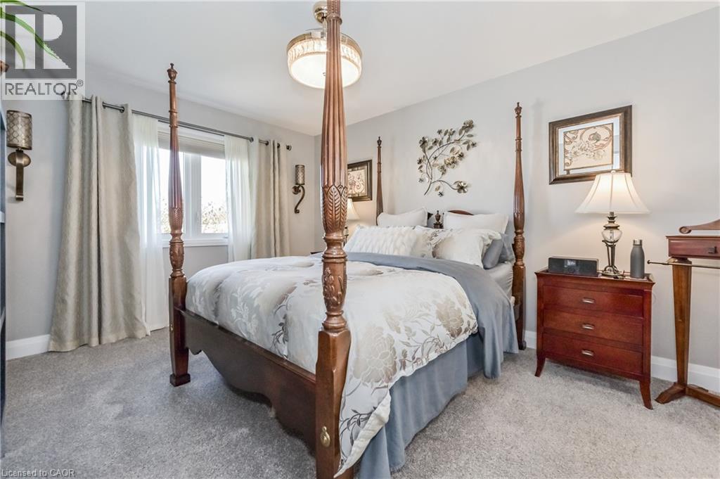 Photo 15 of 130 Bridge Crescent, Palmerston ON