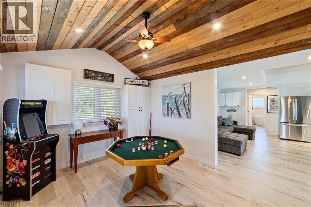 Photo 9 of 2094 Lakeshore Road, Dunnville ON