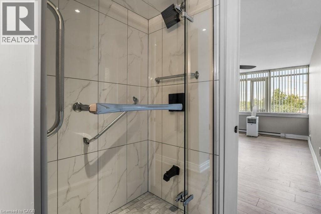 Photo 23 of 40 Harrisford Street Unit 305, Hamilton ON