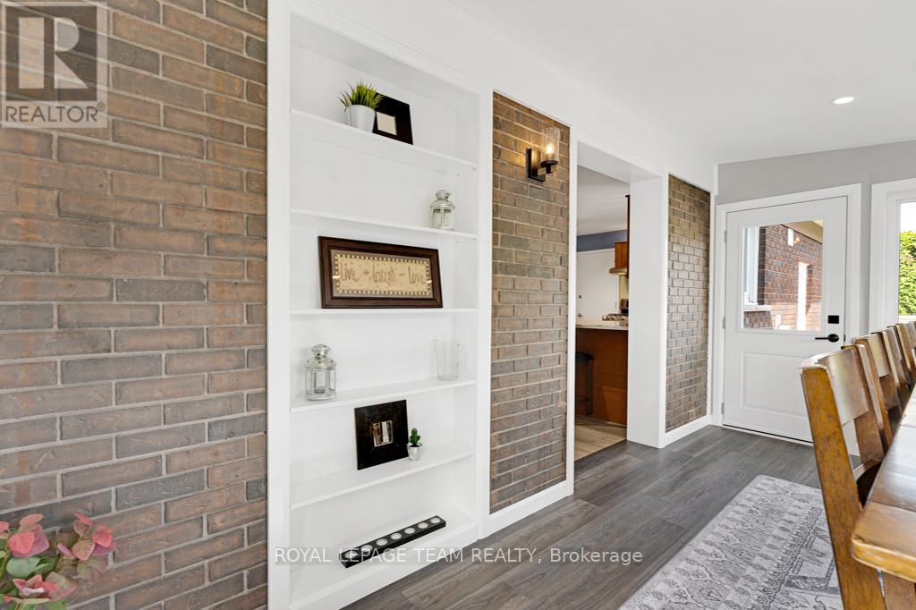 Photo 25 of 3 Roberta Crescent, Ottawa ON