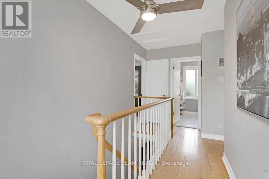 Photo 28 of 3 Roberta Crescent, Ottawa ON