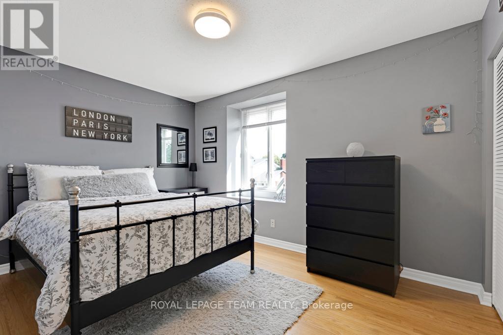 Photo 35 of 3 Roberta Crescent, Ottawa ON
