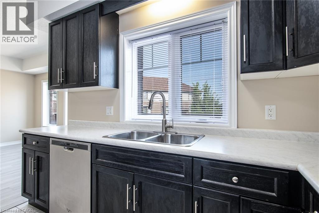 Photo 40 of 70 Willowrun Drive Unit H 3, Kitchener ON
