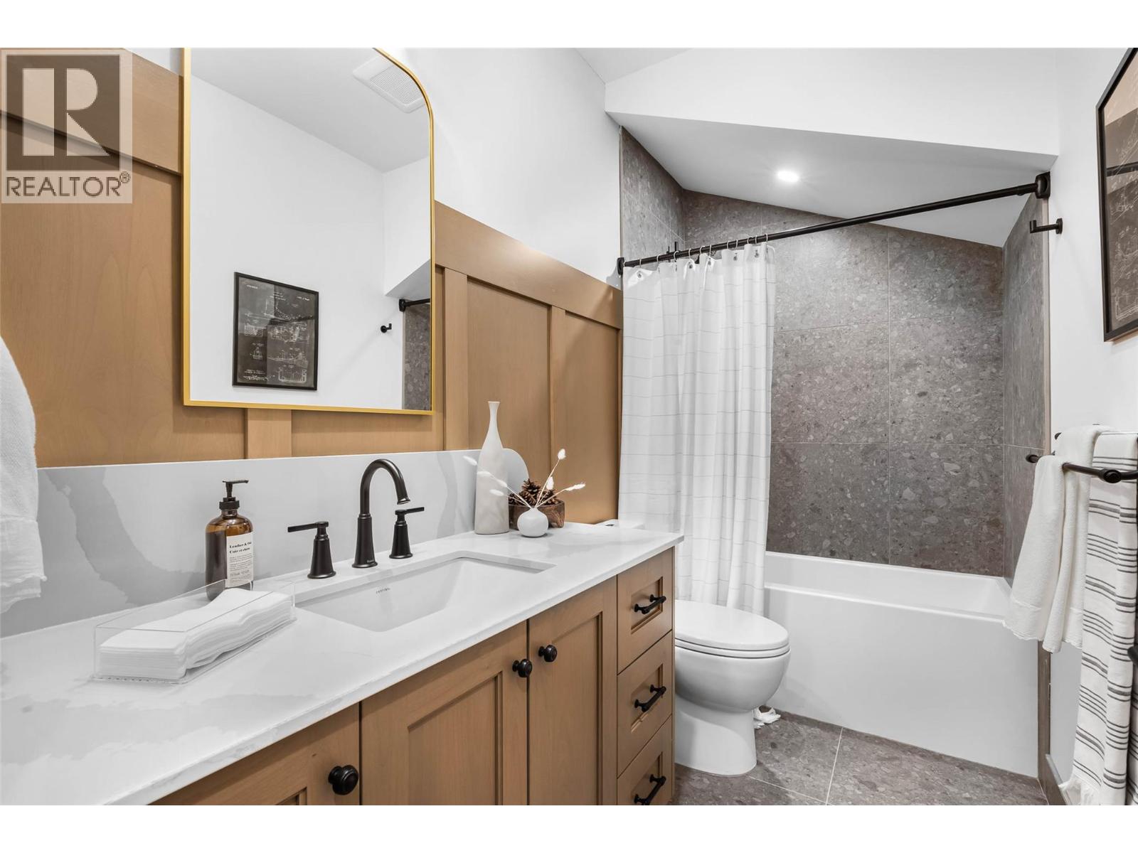 7005 MCGILLIVRAY LAKE Drive Unit# 18, Sun Peaks