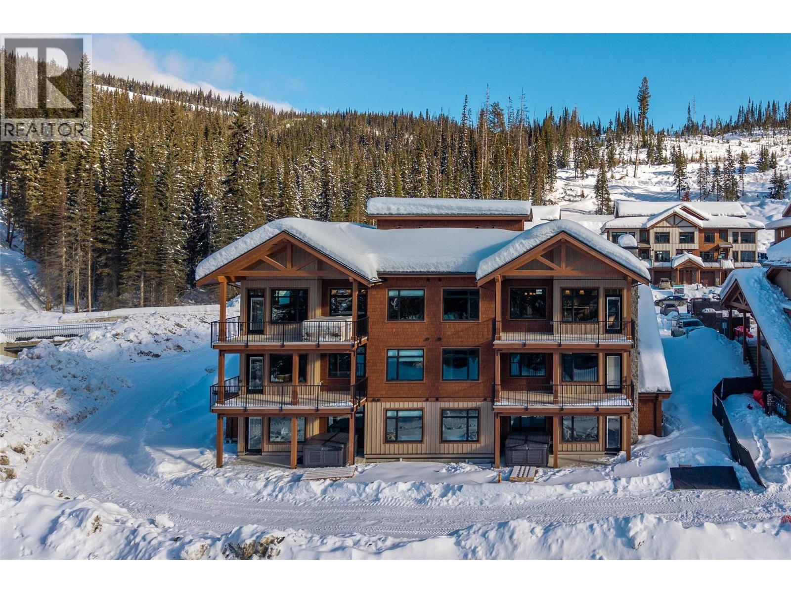 7005 MCGILLIVRAY LAKE Drive Unit# 18, Sun Peaks