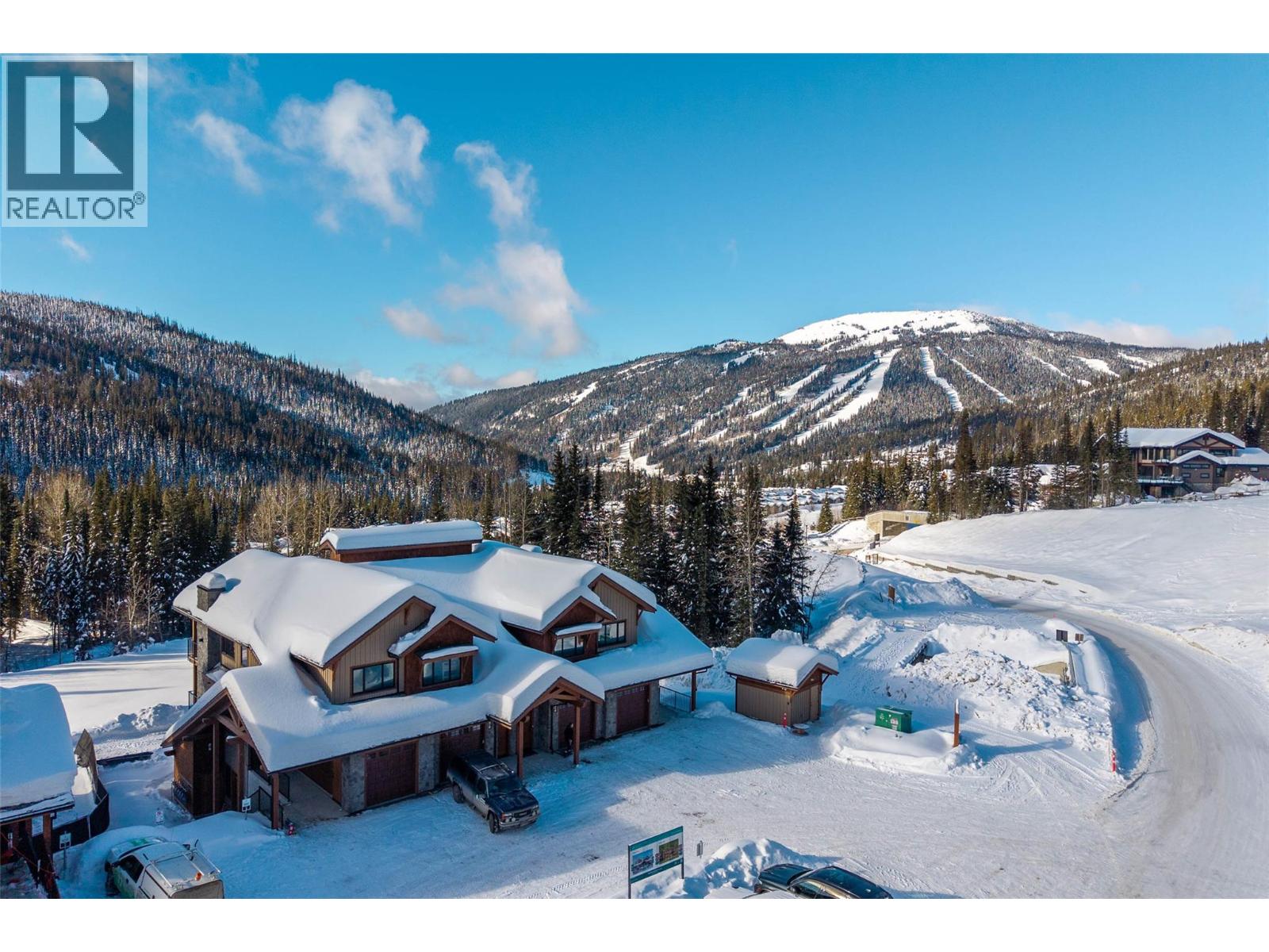 7005 MCGILLIVRAY LAKE Drive Unit# 18, Sun Peaks