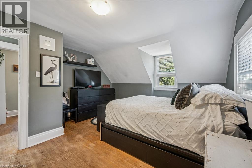Photo 12 of 200 Hewat Street, Cambridge ON