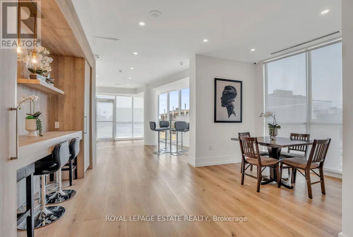 Photo 17 of 501 70 Forest Manor Road, Toronto ON
