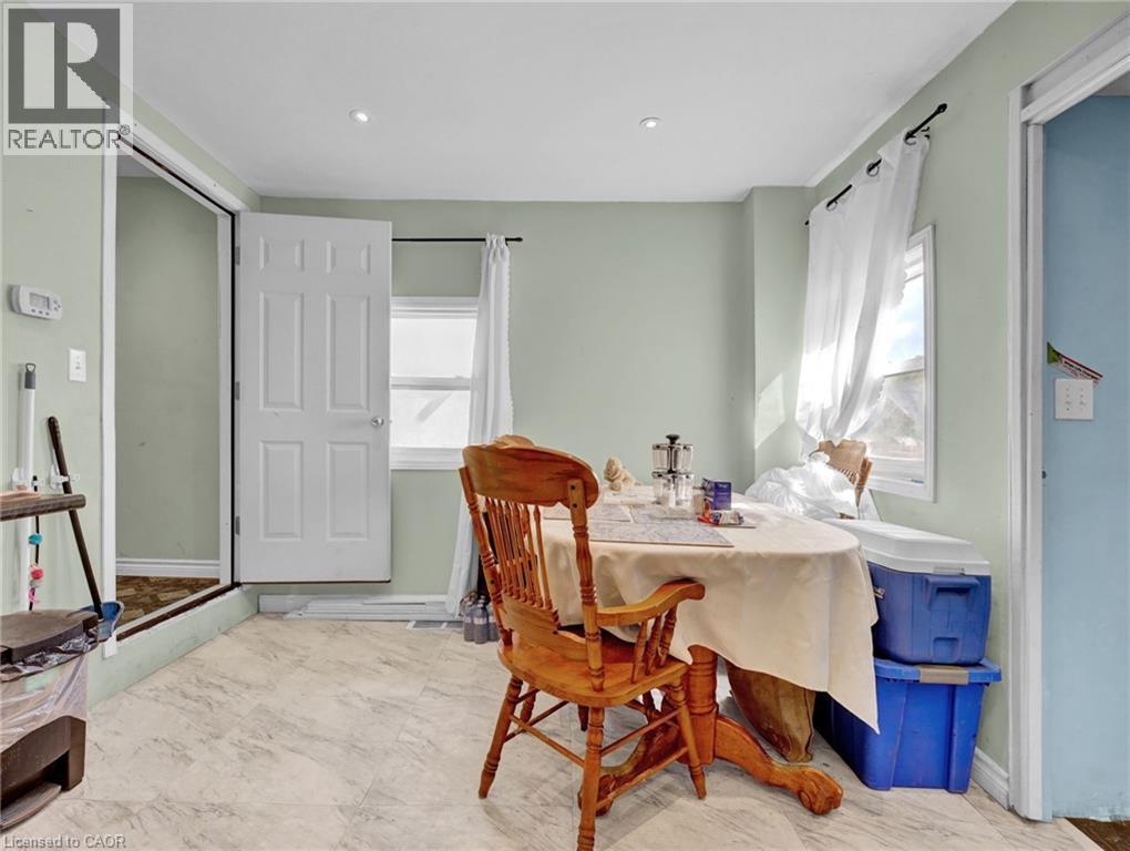 Photo 41 of 110 Emerald Street N, Hamilton ON