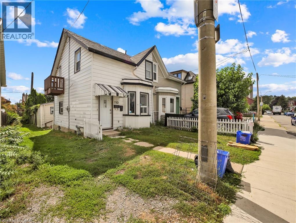 Photo 10 of 110 Emerald Street N, Hamilton ON