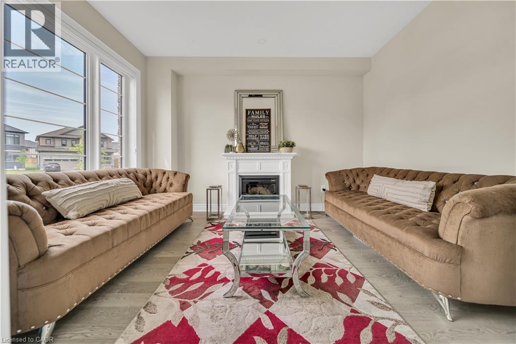 Photo 17 of 35 Santo Court, Breslau ON